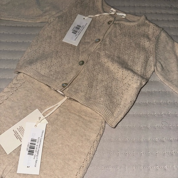 NWT- Cream Cashmere Matching Set - Picture 2 of 3